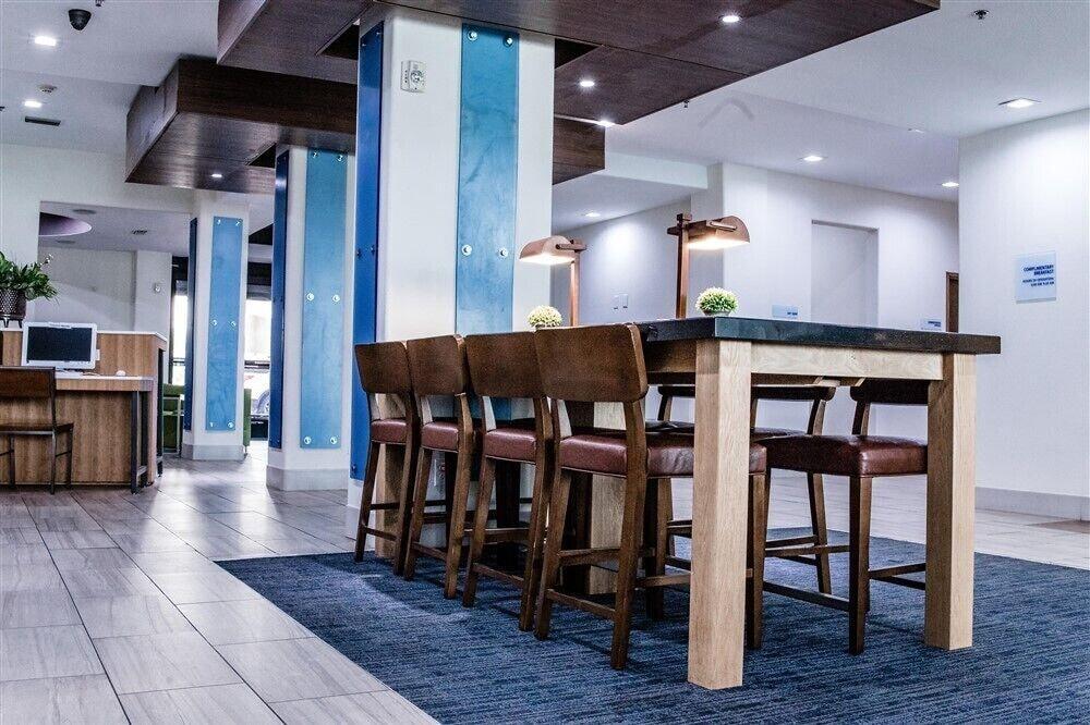 比维尔智选假日酒店 Beeville 外观 照片